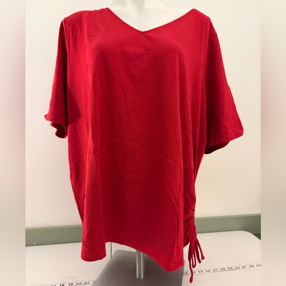 Belle by Kim Gravel Red Short Sleeve Top